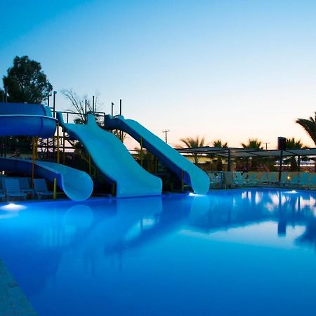 Ayvalı Corina Family Fun Club Hotel By Kispet Hm المظهر الخارجي الصورة